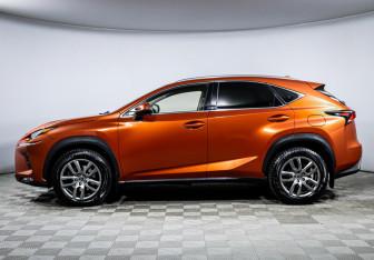 Подержанный автомобиль Lexus NX 2019 года (8 фото)