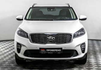 Подержанный автомобиль Kia Sorento 2019 года (2 фото)