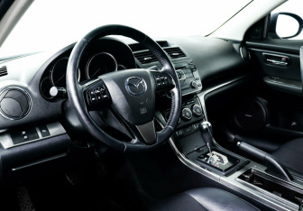 Подержанный автомобиль Mazda 6 Sedan 2012 года (8 фото)