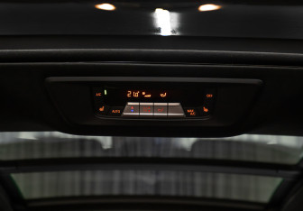 Подержанный автомобиль BMW X7 2019 года (20 фото)