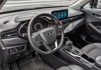 Подержанный автомобиль Москвич 3 2023 года (15 фото)