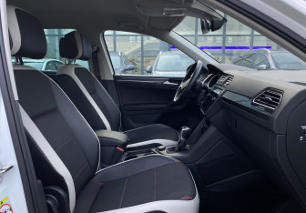 Подержанный автомобиль Volkswagen Tiguan 2022 года (20 фото)