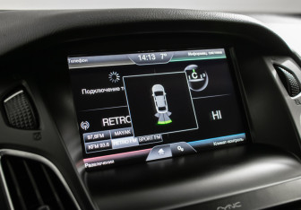 Подержанный автомобиль Ford Focus Hatchback 2017 года (15 фото)