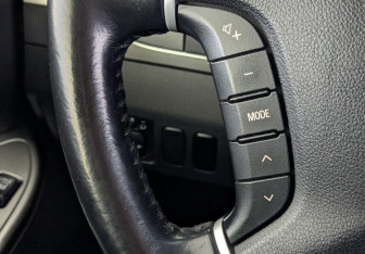 Подержанный автомобиль Mitsubishi Pajero 2018 года (28 фото)