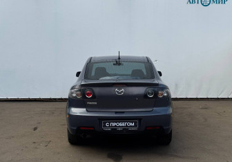 Подержанный автомобиль Mazda 3 Sedan 2006 года (7 фото)
