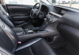 Подержанный автомобиль Lexus RX 2012 года (5 фото)
