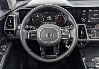 Подержанный автомобиль Kia Sorento 2020 года (22 фото)