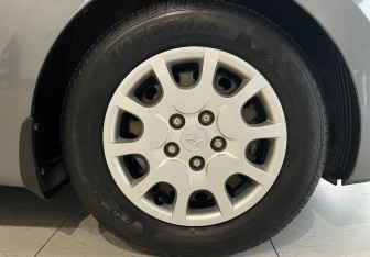 Подержанный автомобиль Hyundai i30 Hatchback 2012 года (18 фото)