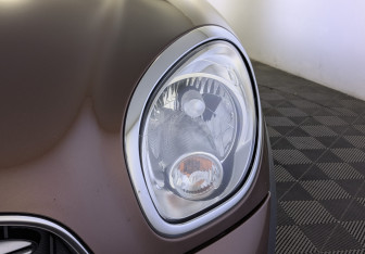 Подержанный автомобиль MINI Countryman 2015 года (11 фото)