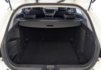 Подержанный автомобиль LADA (ВАЗ) Vesta Wagon 2023 года (10 фото)