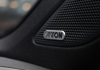 Подержанный автомобиль Skoda Kodiaq 2025 года (4 фото)