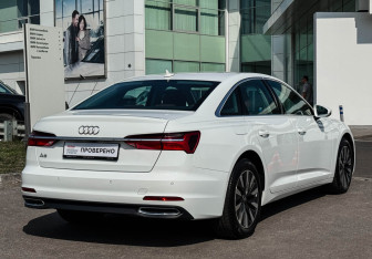 Подержанный автомобиль Audi A6 Sedan 2020 года (5 фото)