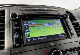 Подержанный автомобиль Toyota Venza 2013 года (18 фото)