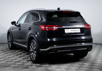 Подержанный автомобиль Hongqi HS5 2024 года (7 фото)