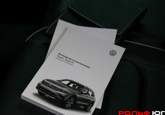 Подержанный автомобиль Volkswagen Tiguan 2022 года (13 фото)