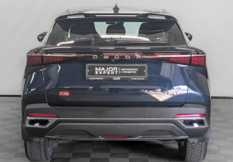 Подержанный автомобиль Omoda C5 2023 года (6 фото)