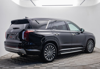 Подержанный автомобиль Hyundai Palisade 2022 года (5 фото)