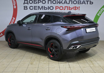 Подержанный автомобиль Omoda C5 2023 года (6 фото)