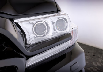 Подержанный автомобиль Toyota Land Cruiser Suv 2017 года (17 фото)