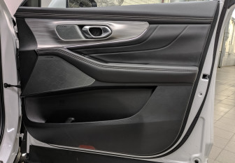 Подержанный автомобиль GAC GS8 2024 года (23 фото)