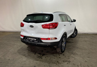 Подержанный автомобиль Kia Sportage 2015 года (6 фото)