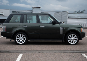 Подержанный автомобиль Land Rover Range Rover 2007 года (4 фото)