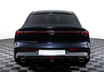 Подержанный автомобиль Changan UNI-V 2023 года (6 фото)