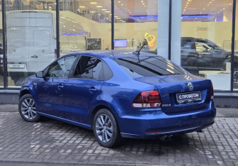 Подержанный автомобиль Volkswagen Polo Sedan 2020 года (6 фото)