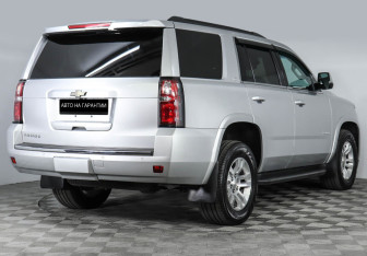Подержанный автомобиль Chevrolet Tahoe 2017 года (3 фото)