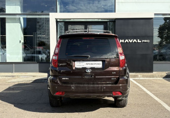 Подержанный автомобиль Great Wall Hover H3 2013 года (6 фото)