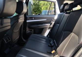 Подержанный автомобиль Subaru Outback Wagon 2014 года (8 фото)