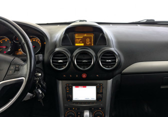 Подержанный автомобиль Opel Antara 2014 года (15 фото)