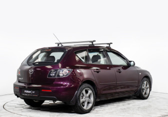 Подержанный автомобиль Mazda 3 Hatchback 2007 года (5 фото)