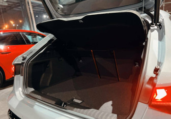 Новый Audi A3 Hatchback 2025 (8 фото)