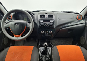 Подержанный автомобиль LADA (ВАЗ) Kalina Wagon 2015 года (12 фото)