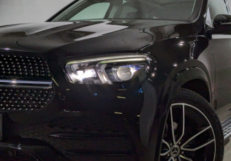 Подержанный автомобиль Mercedes-Benz GLE 2021 года (8 фото)