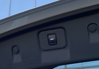 Подержанный автомобиль Nissan Murano Suv 2021 года (11 фото)