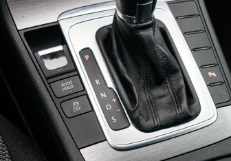 Подержанный автомобиль Volkswagen Passat Wagon 2013 года (18 фото)