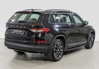 Подержанный автомобиль Skoda Kodiaq 2022 года (5 фото)