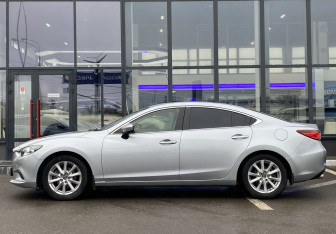 Подержанный автомобиль Mazda 6 Sedan 2015 года (8 фото)