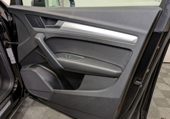 Подержанный автомобиль Audi Q5 2020 года (23 фото)