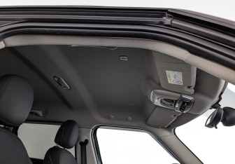 Подержанный автомобиль MINI Countryman 2019 года (23 фото)