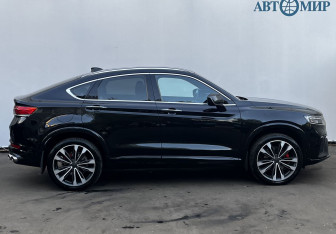 Подержанный автомобиль Geely Tugella 2022 года (4 фото)