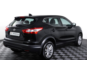 Подержанный автомобиль Nissan Qashqai 2018 года (5 фото)