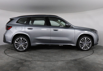 Новый BMW X1 2025 (7 фото)