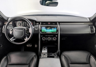 Подержанный автомобиль Land Rover Discovery 2020 года (14 фото)