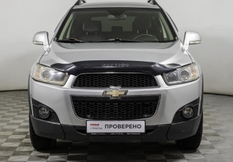 Подержанный автомобиль Chevrolet Captiva 2012 года (2 фото)