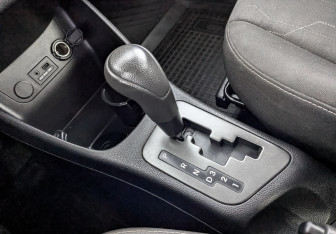 Подержанный автомобиль Kia Picanto 2013 года (27 фото)
