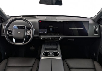 Подержанный автомобиль LiXiang L9 2023 года (13 фото)