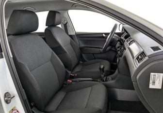 Подержанный автомобиль Skoda Rapid Liftback 2019 года (23 фото)